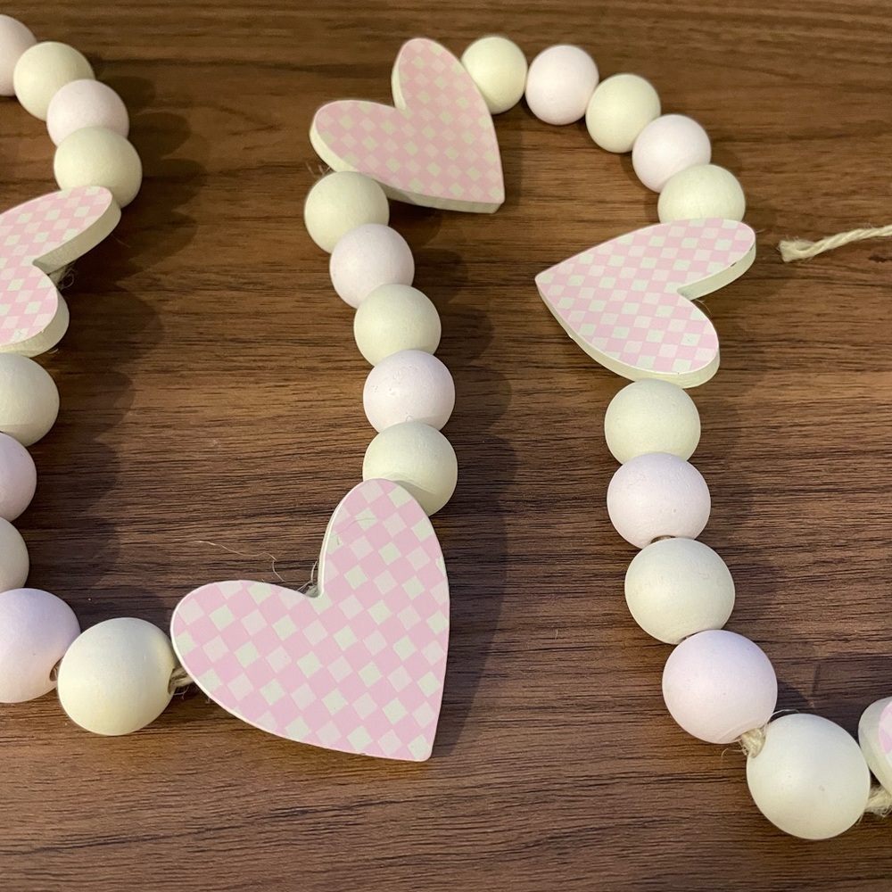 Pink and White Heart Bead Garland